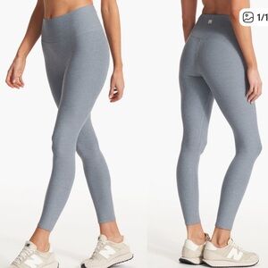 Vuori Clean Elevation Legging Size L